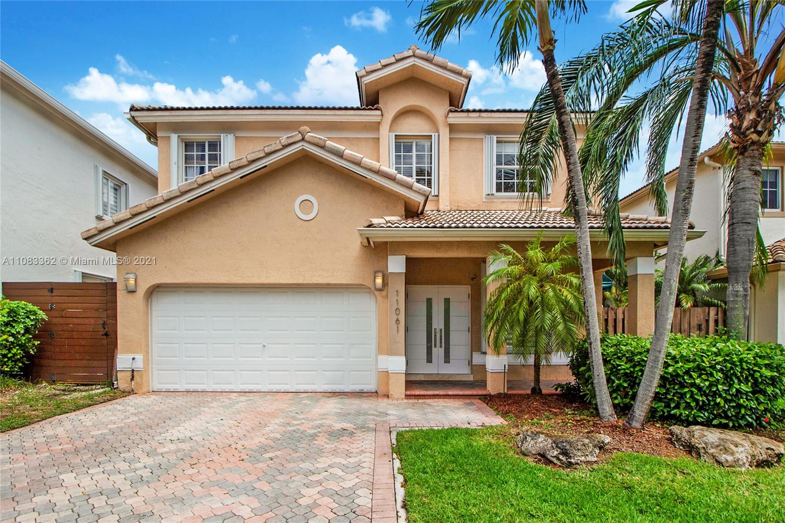 Photo 1 of 11061 72nd Ter in Doral - MLS A11083362