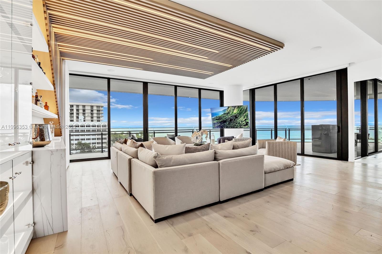 Photo 2 of Eighty Seven Park Apt 601 in Miami Beach - MLS A11096353