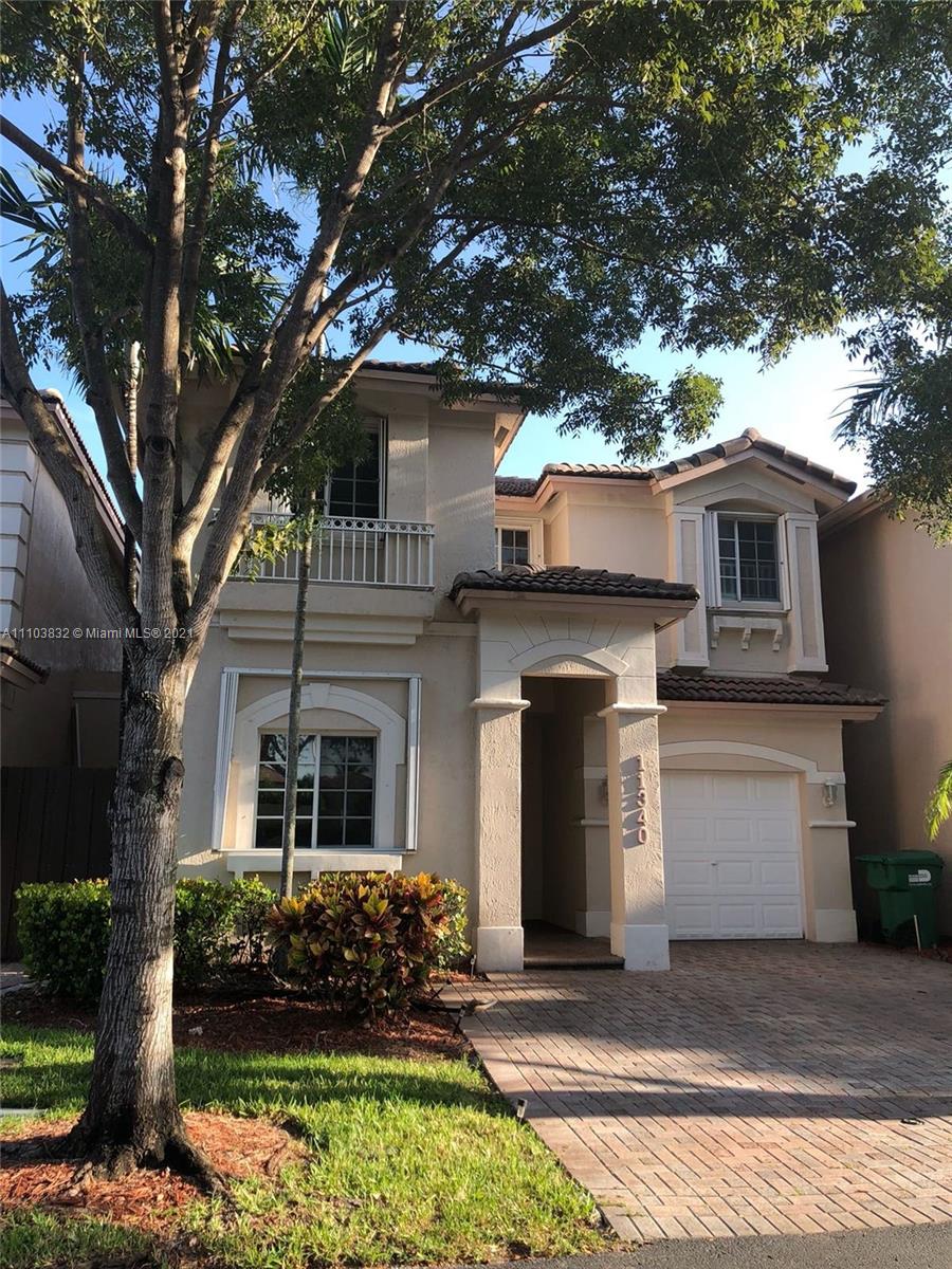 Photo 1 of 11340 73rd Ter in Doral - MLS A11103832