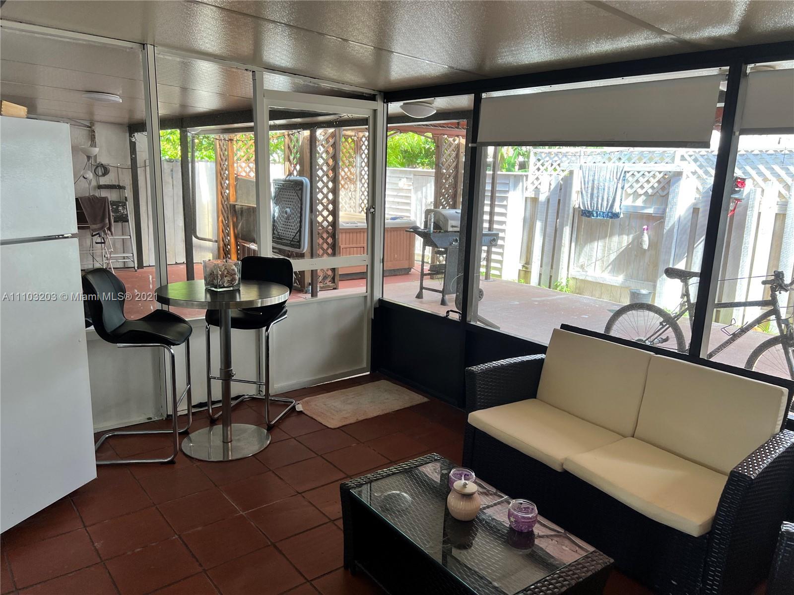 15287 SW 69th Ln, Miami, Florida 33193, 2 Bedrooms Bedrooms, ,1 BathroomBathrooms,Residential,For Sale,15287 SW 69th Ln,A11103203