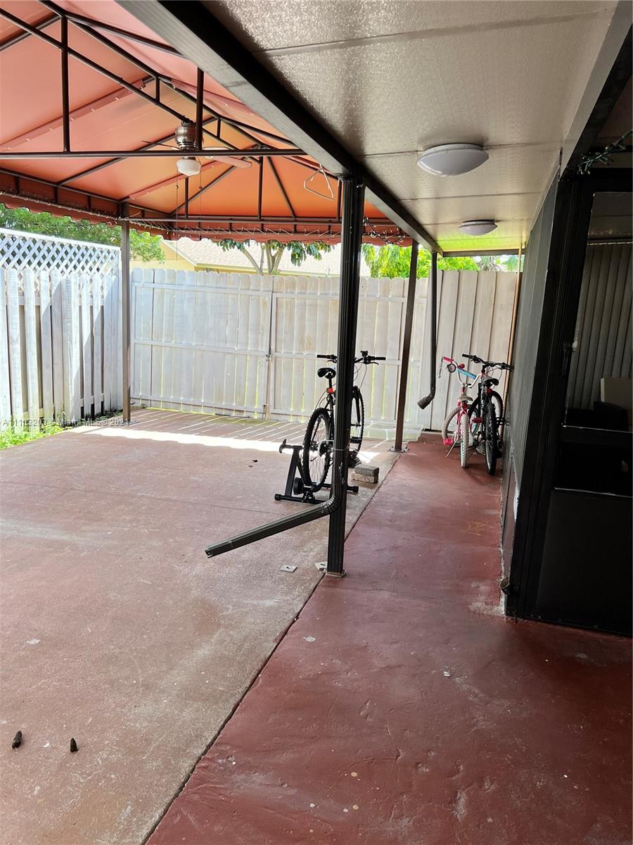 15287 SW 69th Ln, Miami, Florida 33193, 2 Bedrooms Bedrooms, ,1 BathroomBathrooms,Residential,For Sale,15287 SW 69th Ln,A11103203