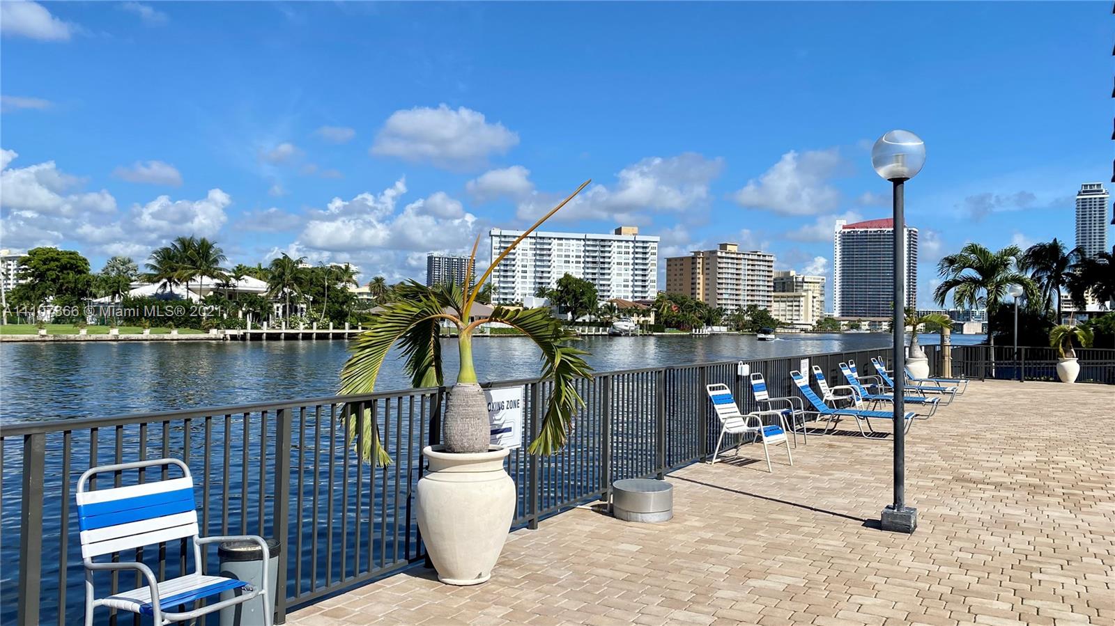 2049 S Ocean Dr 606, Hallandale Beach, Florida 33009, 2 Bedrooms Bedrooms, ,2 BathroomsBathrooms,Residential,For Sale,2049 S Ocean Dr 606,A11107366