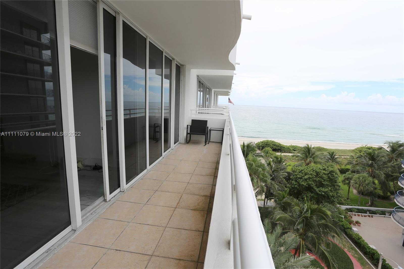 8911 Collins Ave 703, Surfside, Florida 33154, 1 Bedroom Bedrooms, ,1 BathroomBathrooms,Residential Lease,For Rent,8911 Collins Ave 703,A11111079