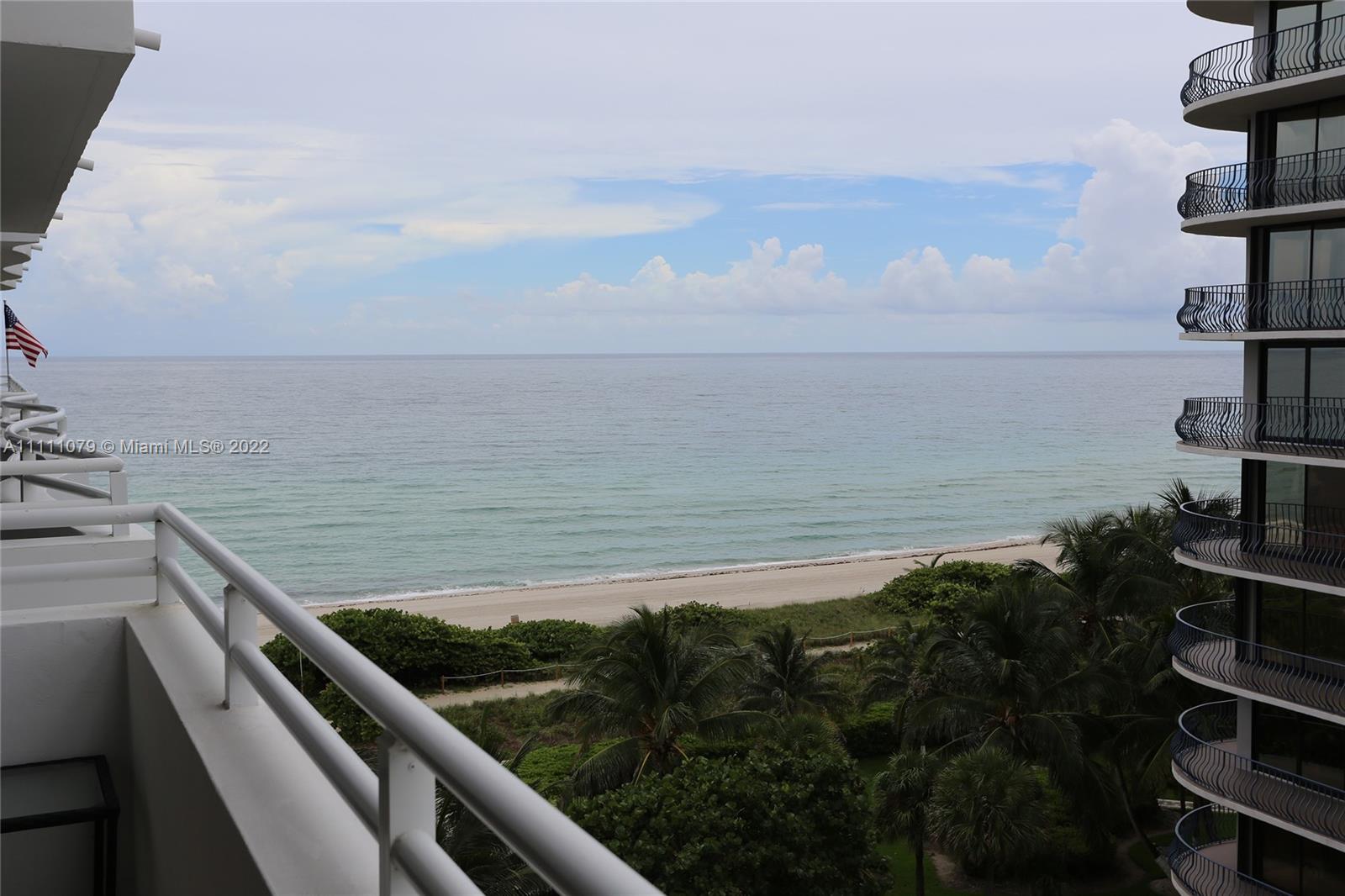 8911 Collins Ave 703, Surfside, Florida 33154, 1 Bedroom Bedrooms, ,1 BathroomBathrooms,Residential Lease,For Rent,8911 Collins Ave 703,A11111079