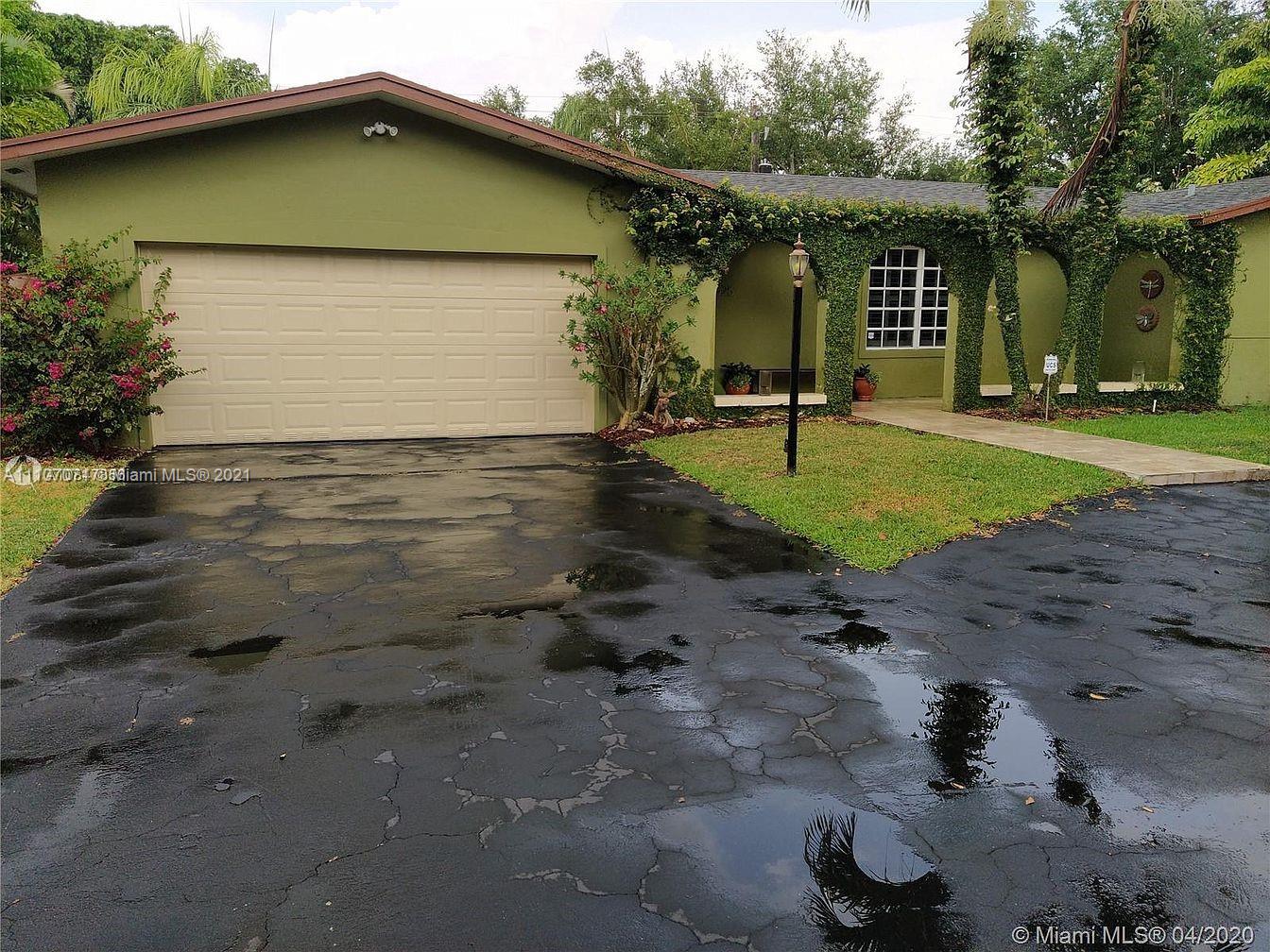 7525 SW 167th St  For Sale A11107071, FL