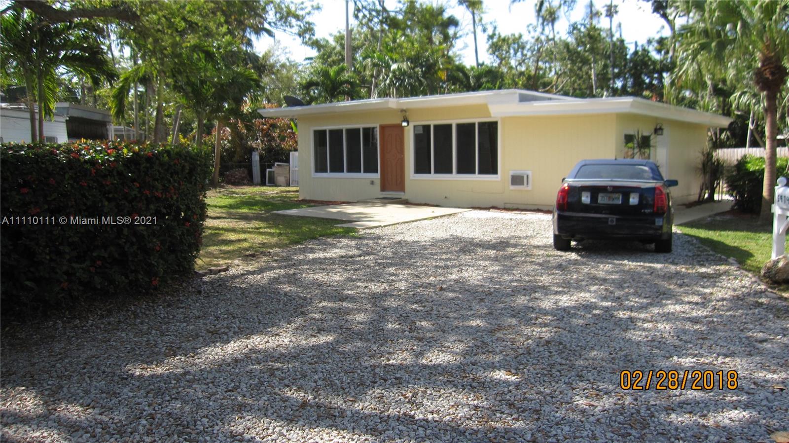Cozy duplex home, 2/1 and efficiency for sale with 5852 SW 60th Ave, A11110020. Minutes from UM, South Miami Hospital, Downtown South Miami and easy access to the major highways. Freshly painted inside and out, newly polished Terrazzo floors, updated kitchen, washer and dryer on site, lots of parking in front and a large paved back patio with fruit trees. Two bedrooms with large closets. Completely new Bathroom with walk in shower and new fixtures.
