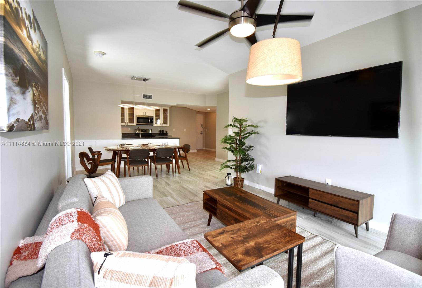 3020 NE 32nd Ave 916