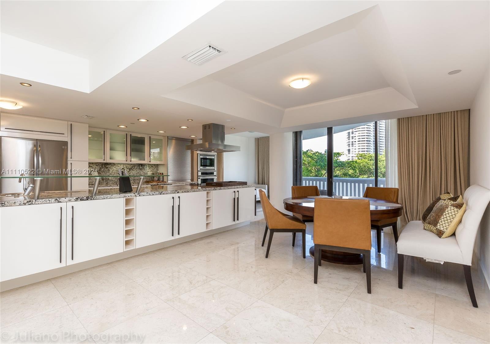 Photo 2 of 3000 Isl Blvd Williams Is Apt 504 in Aventura - MLS A11110522
