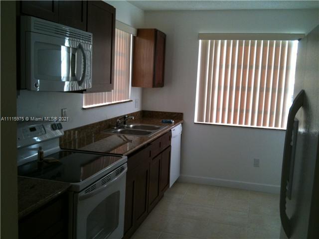 UPDATED 2ND FLOOR CONDO. VERY NICE. TILE FLOORS. IN GREAT SHAPE. RENT INCLUDES ATT UVERSE CABLE & INTERNET, WATER, SEWER, TRASH, EXTERMINATOR, COMM POOL & GYM, ALARM, SECURITY.