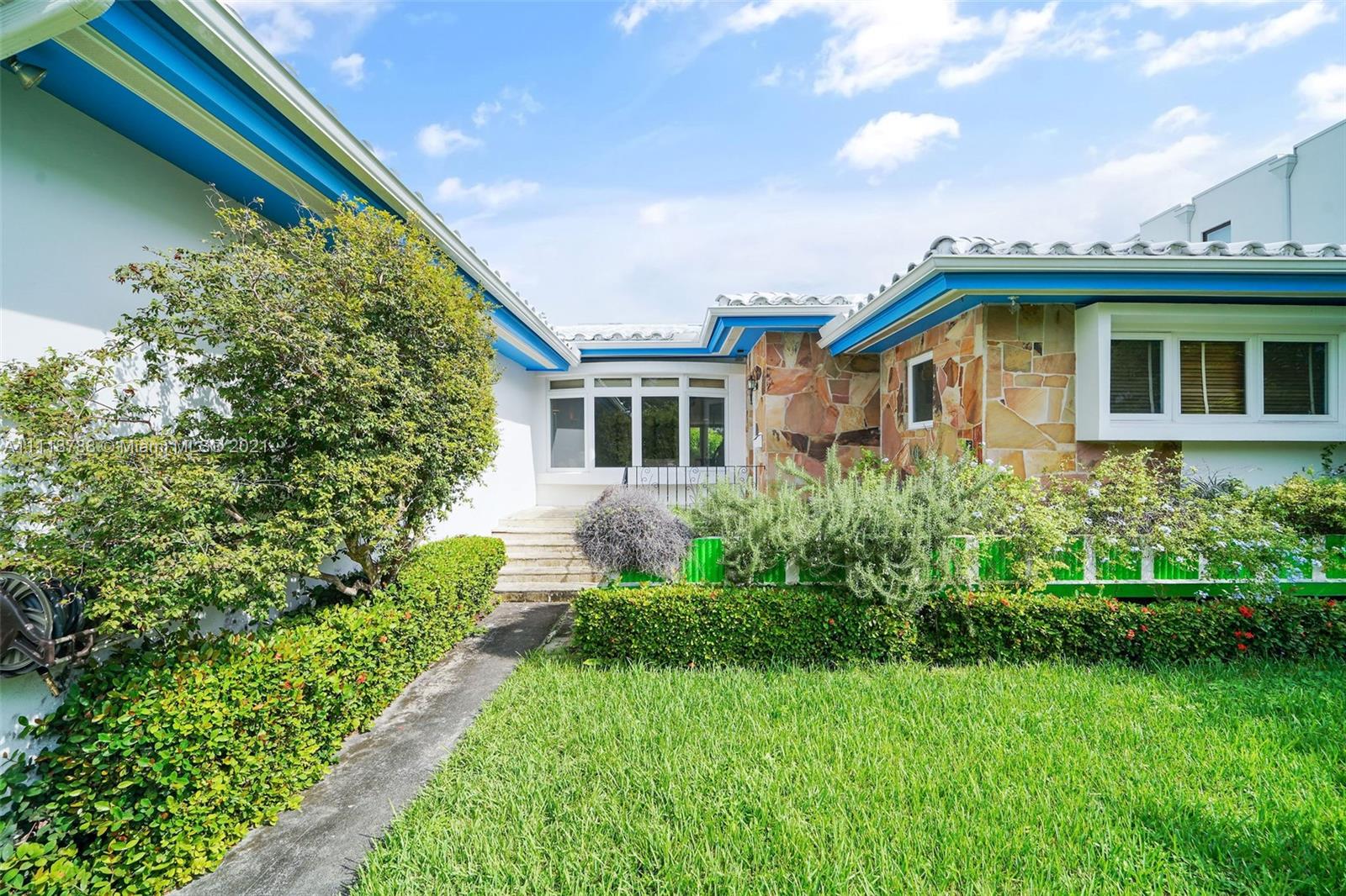 Photo 2 of 3415 Chase Ave in Miami Beach - MLS A11118788