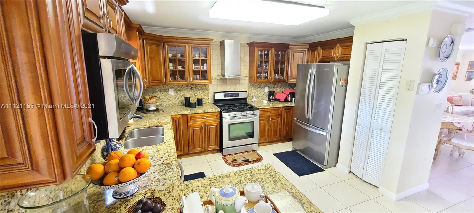 7966 NW 188th Ter, Hialeah, Florida 33015, 5 Bedrooms Bedrooms, ,2 BathroomsBathrooms,Residential,For Sale,7966 NW 188th Ter,A11121165