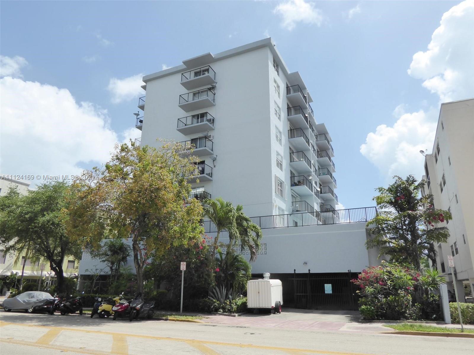 899  West Ave #3F For Sale A11124169, FL