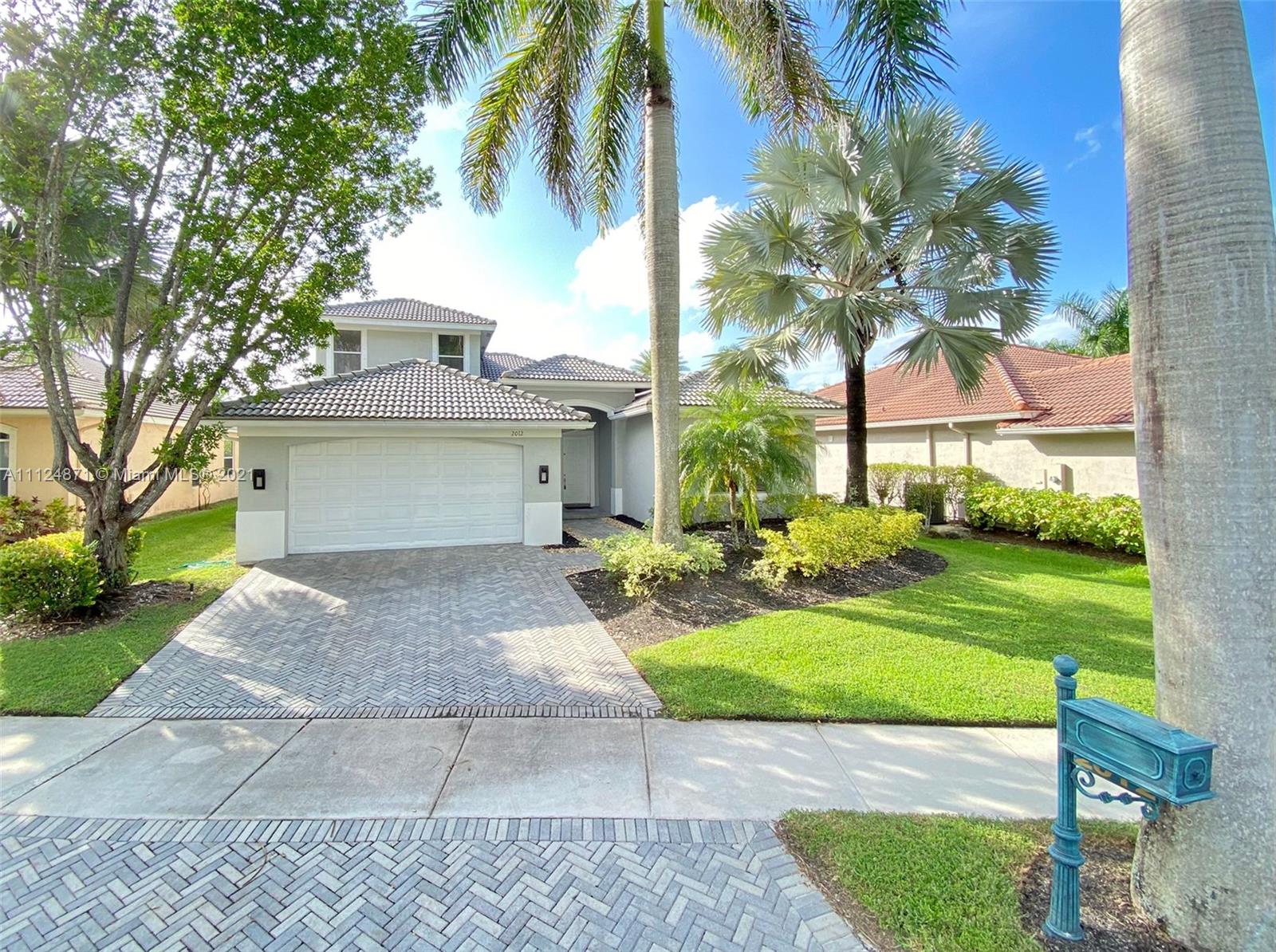 Photo 1 of 2012 Harbor View Cir in Weston - MLS A11124871