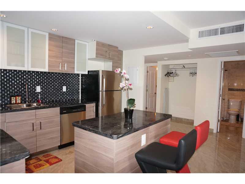 Sunny Isles Beach, FL 33160,19370 COLLINS AV SEASONAL #1007