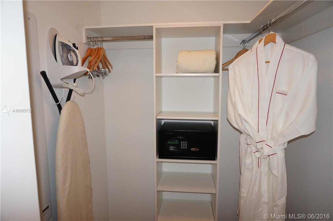 2600 E Hallandale Beach Blvd T2509, Hallandale Beach, Florida 33009, 2 Bedrooms Bedrooms, ,2 BathroomsBathrooms,Residentiallease,For Rent,2600 E Hallandale Beach Blvd T2509,A10085732