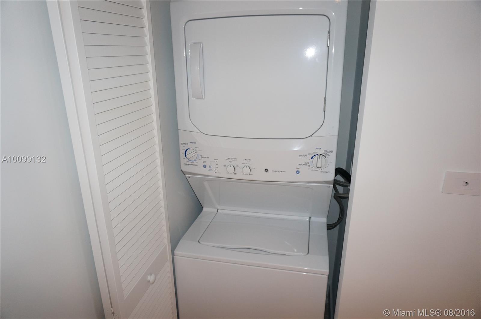 2602 E Hallandale Beach Blvd T2509, Hallandale Beach, Florida 33009, 2 Bedrooms Bedrooms, ,2 BathroomsBathrooms,Residentiallease,For Rent,2602 E Hallandale Beach Blvd T2509,A10099132