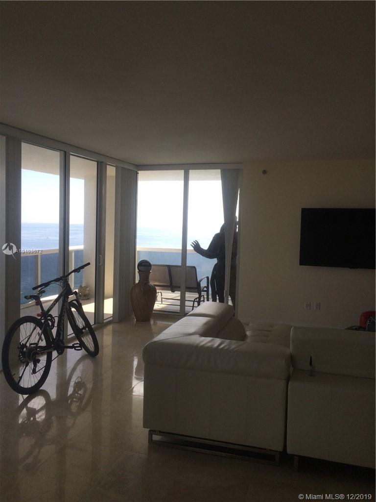 Hallandale Beach, FL 33009,1800 S Ocean Dr #3910