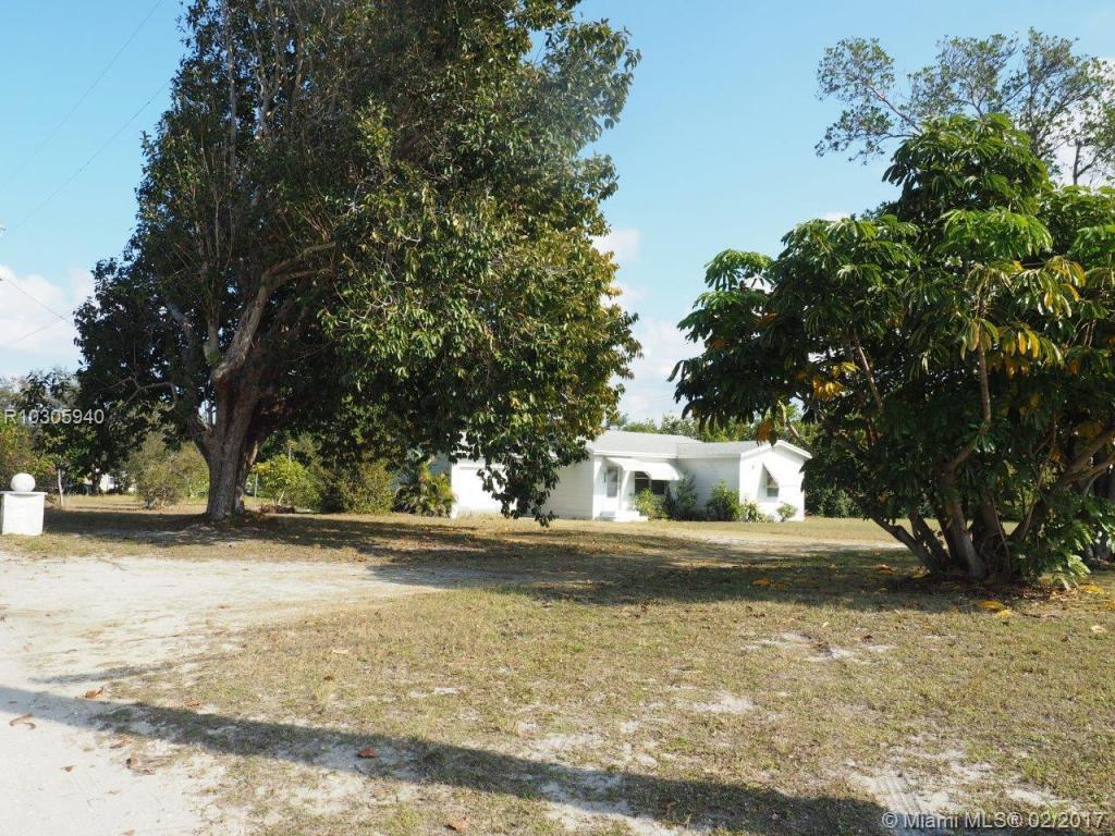 Hobe Sound, FL 33455,8506 Lyons