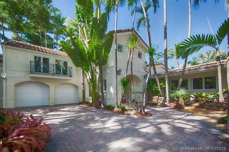 Key Biscayne, FL 33149,640 Sunset Cir