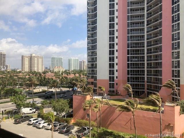 Sunny Isles Beach, FL 33160,19201 Collins Ave #419