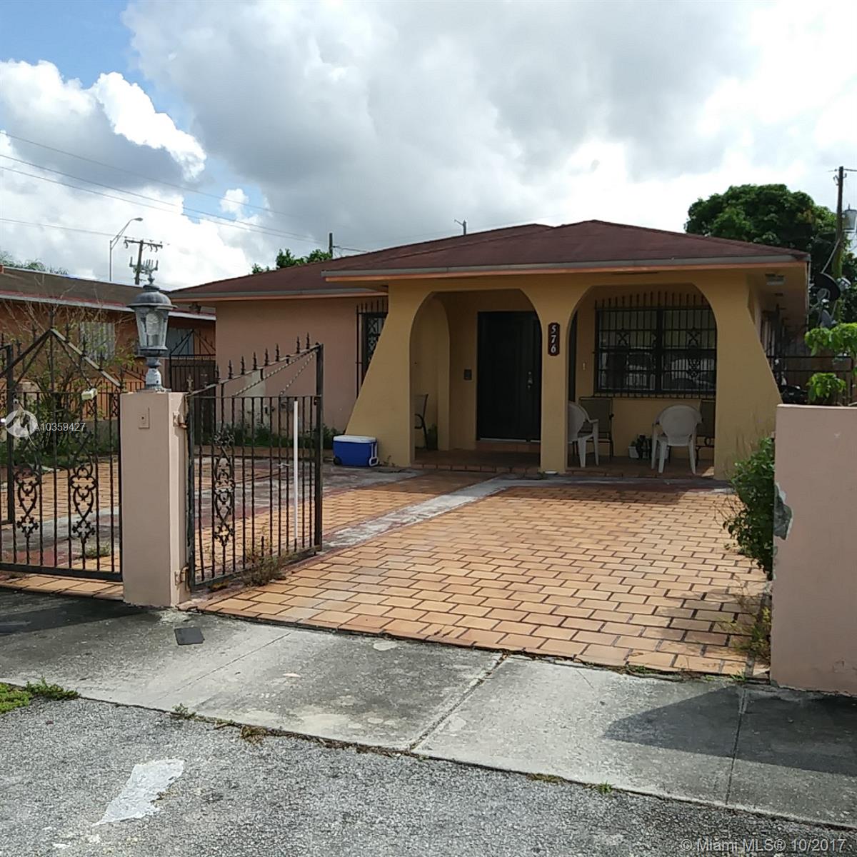 Hialeah, FL 33010,576 E 11th St