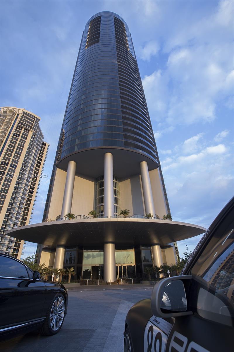 Porsche Design Tower Miami