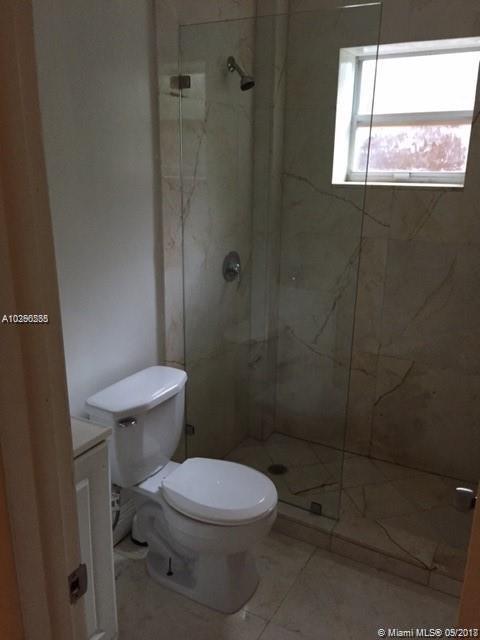 842 Meridian Ave 1B