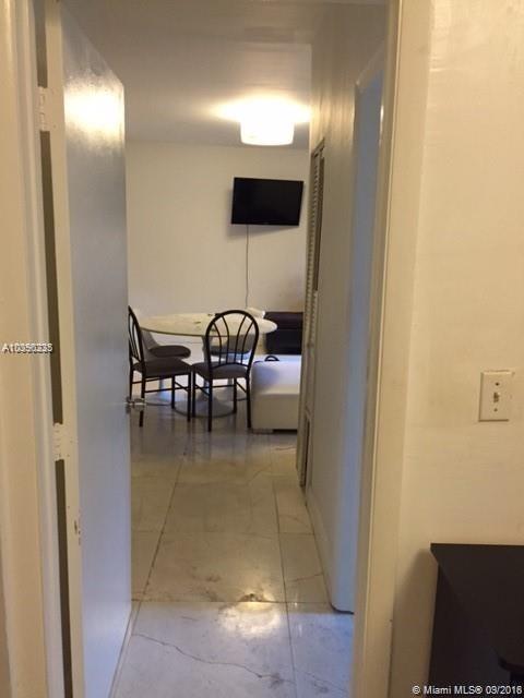 842 Meridian Ave 1B