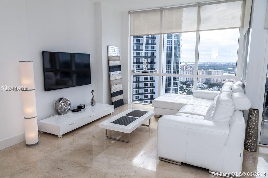 Sunny Isles Beach, FL 33160,18201 Collins Ave #4507