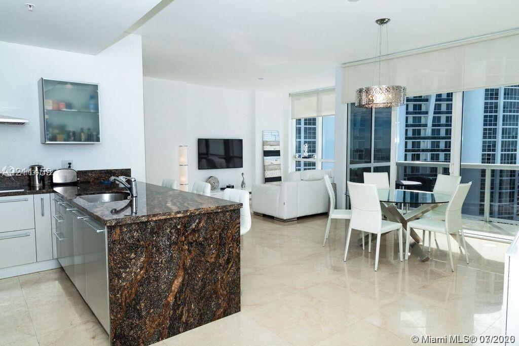 Sunny Isles Beach, FL 33160,18201 Collins Ave #4507