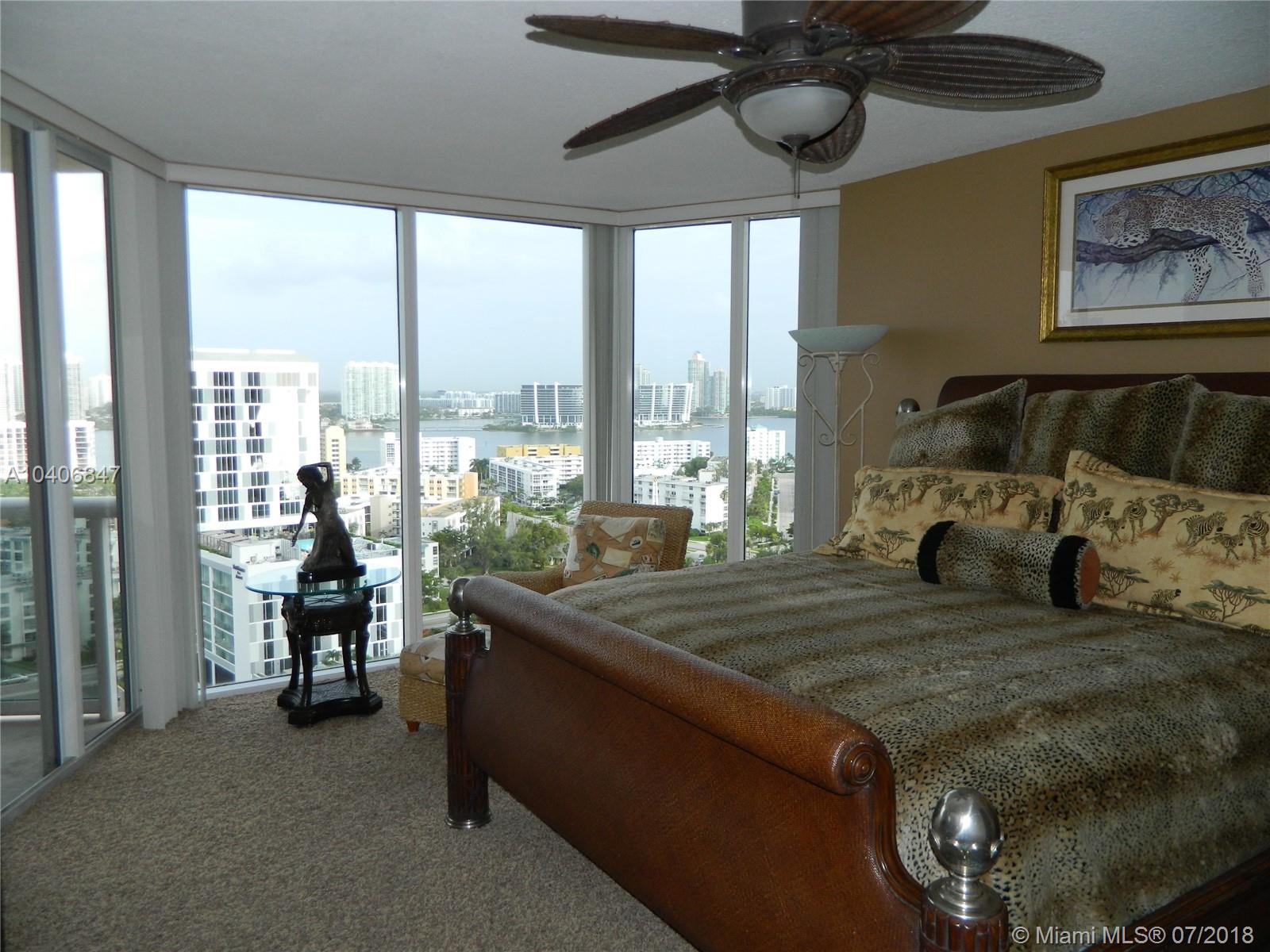 Sunny Isles Beach, FL 33160,17555 Collins Ave #2006