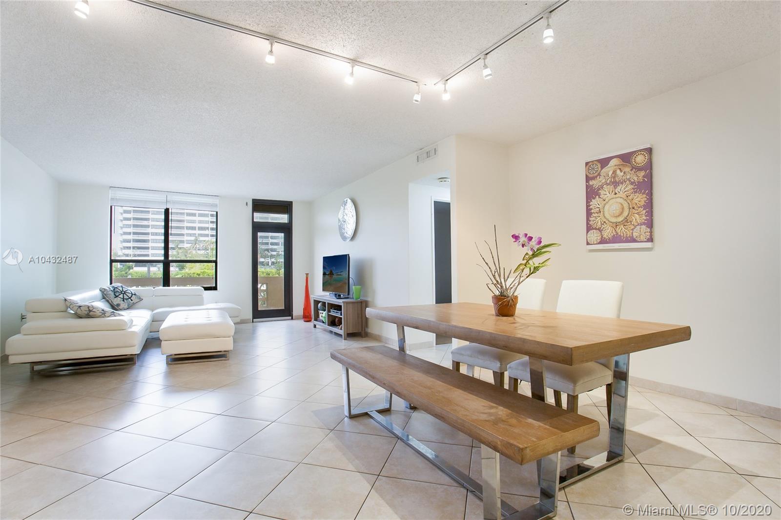 Bal Harbour, FL 33154,10185 Collins Ave #202