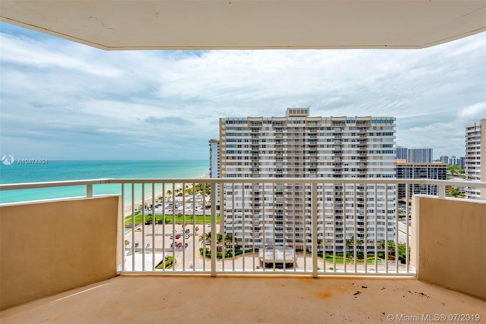 Hallandale Beach, FL 33009,1950 S Ocean Dr #17C