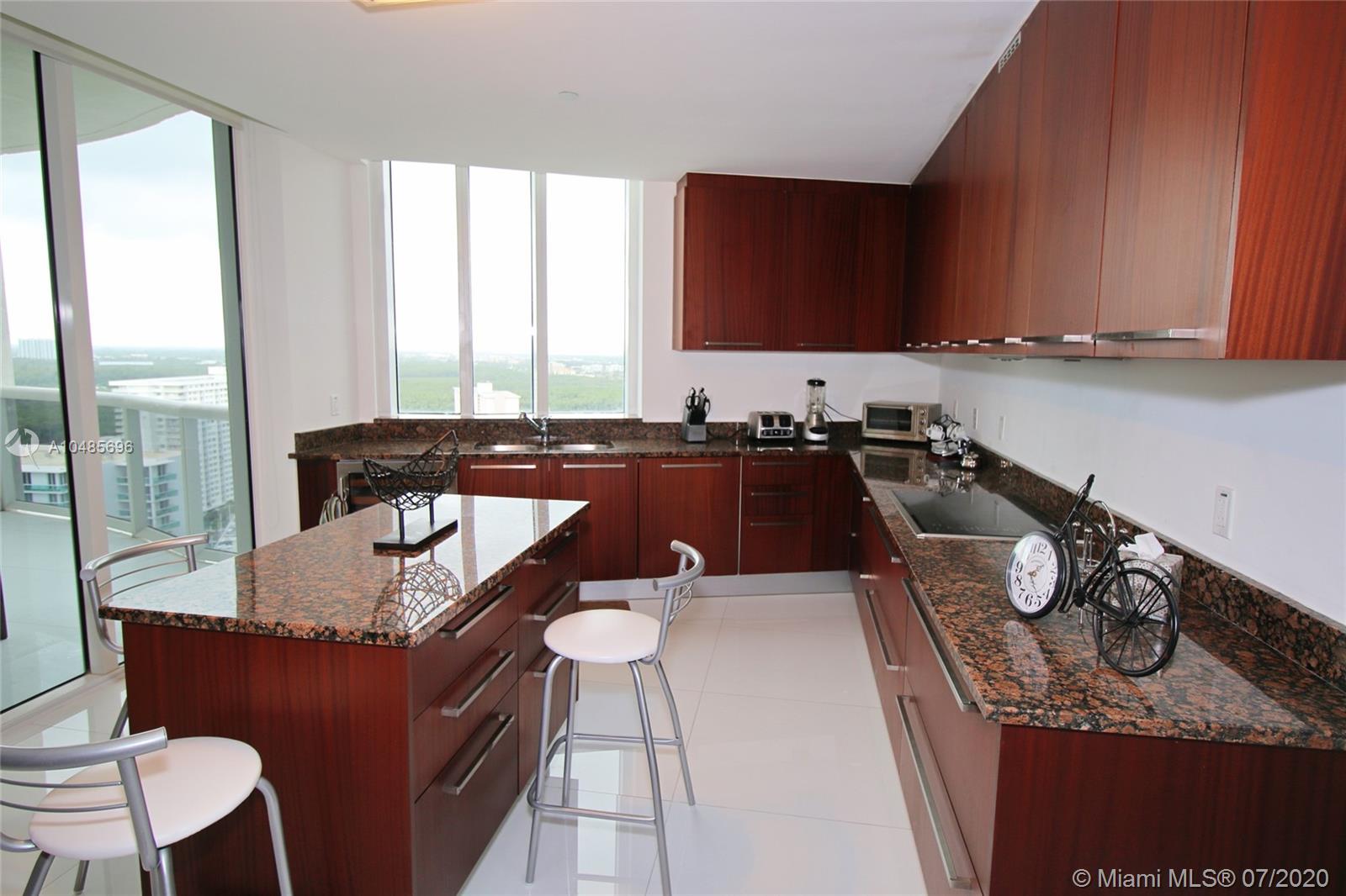 Sunny Isles Beach, FL 33160,15811 Collins Ave #2406