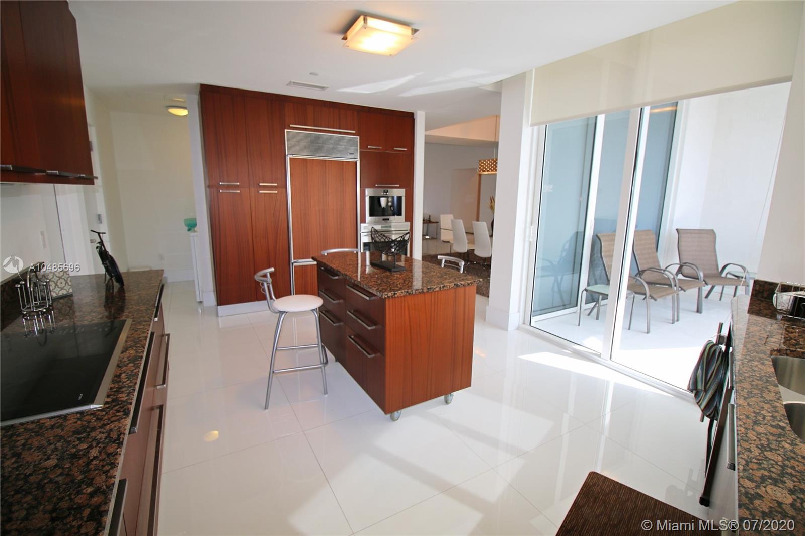 Sunny Isles Beach, FL 33160,15811 Collins Ave #2406