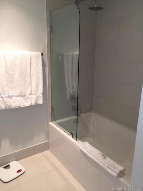 2602 E Hallandale Beach Blvd 1108, Hallandale Beach, Florida 33009, 2 Bedrooms Bedrooms, ,2 BathroomsBathrooms,Residentiallease,For Rent,2602 E Hallandale Beach Blvd 1108,A10517104