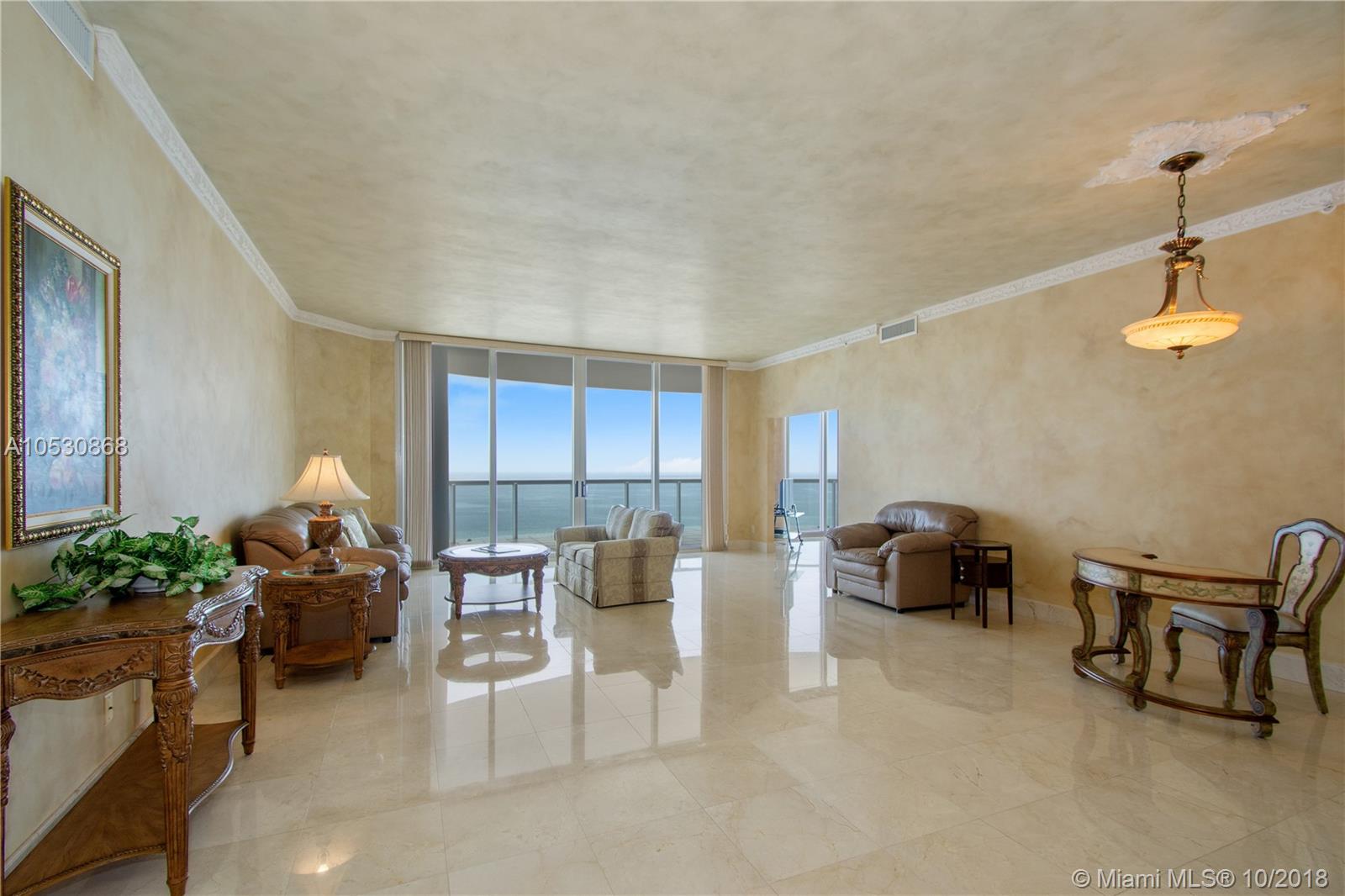 21050 Point Pl #PH3105, Aventura, FL 33180