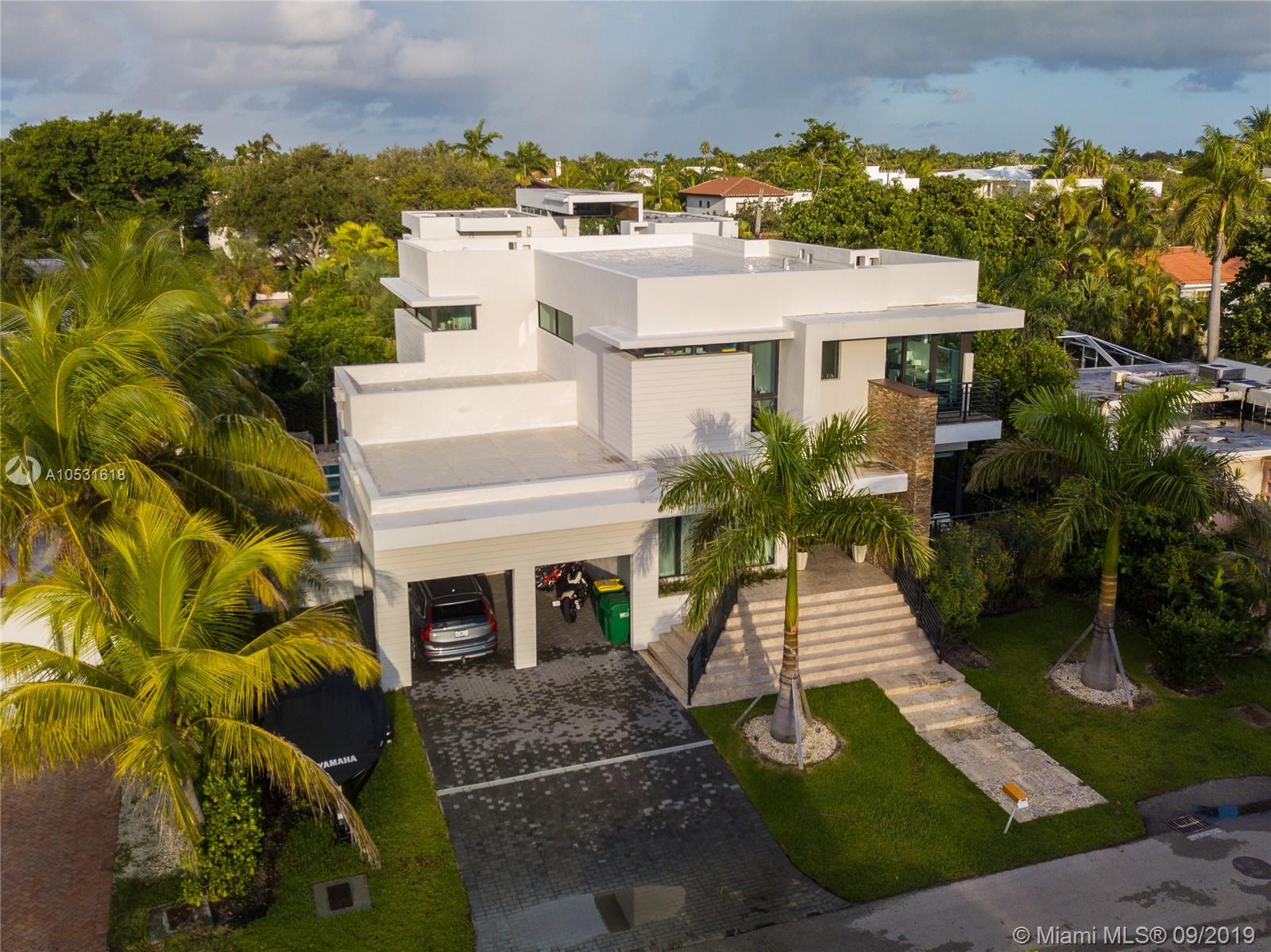 Key Biscayne, FL 33149,762 Fernwood Rd