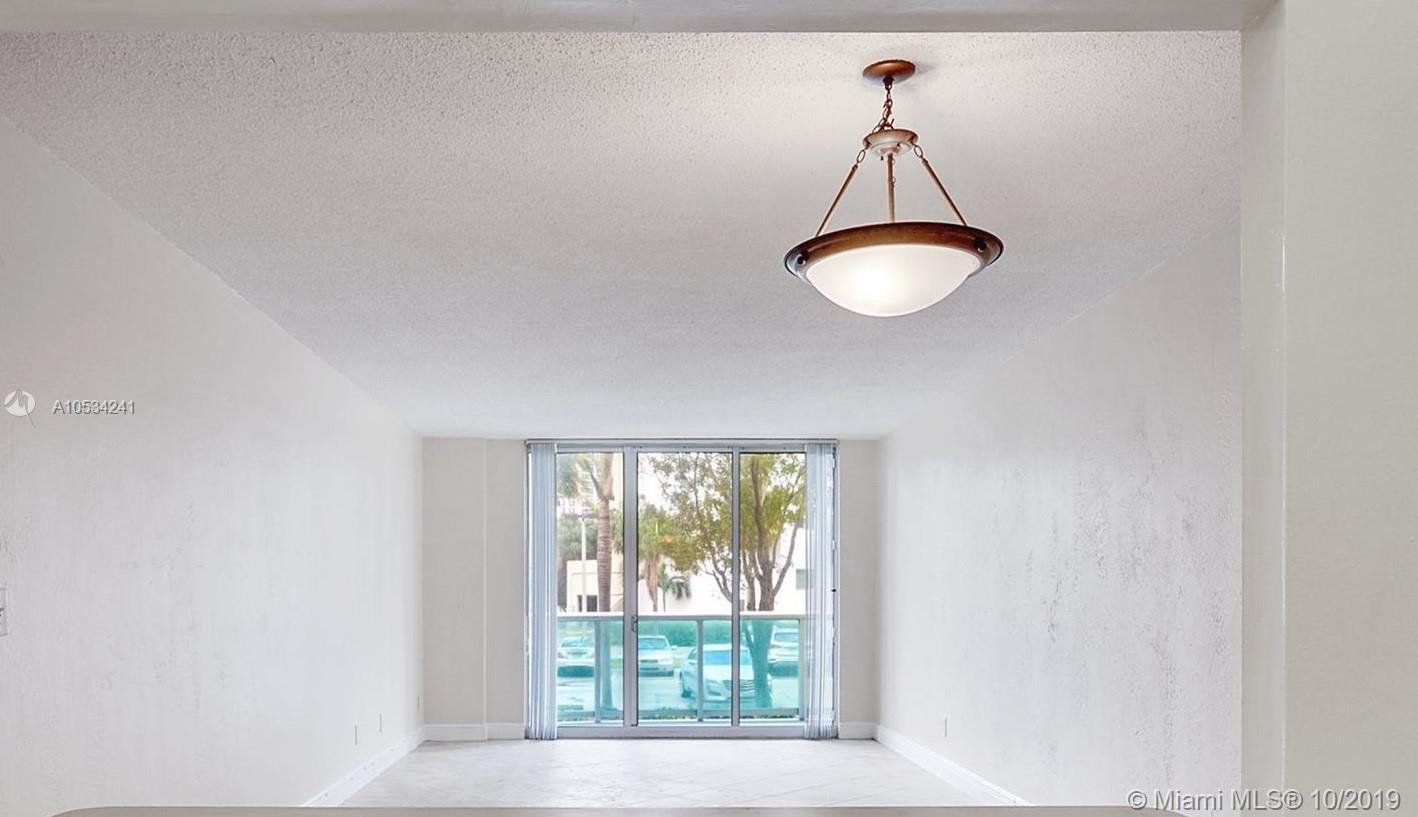 Sunny Isles Beach, FL 33160,19390 Collins Ave #126