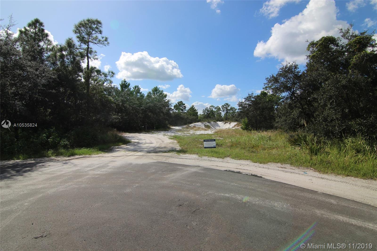 Sebring, FL 33872,4945 Pebble Beach Dr