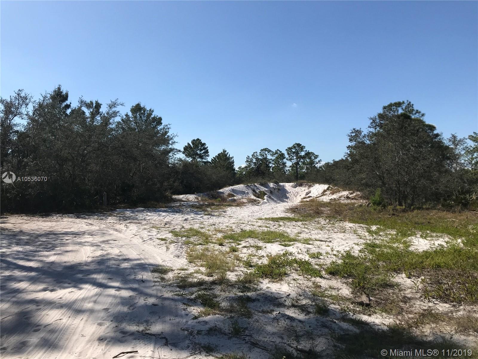 Sebring, FL 33872,4944 Pebble Beach Dr