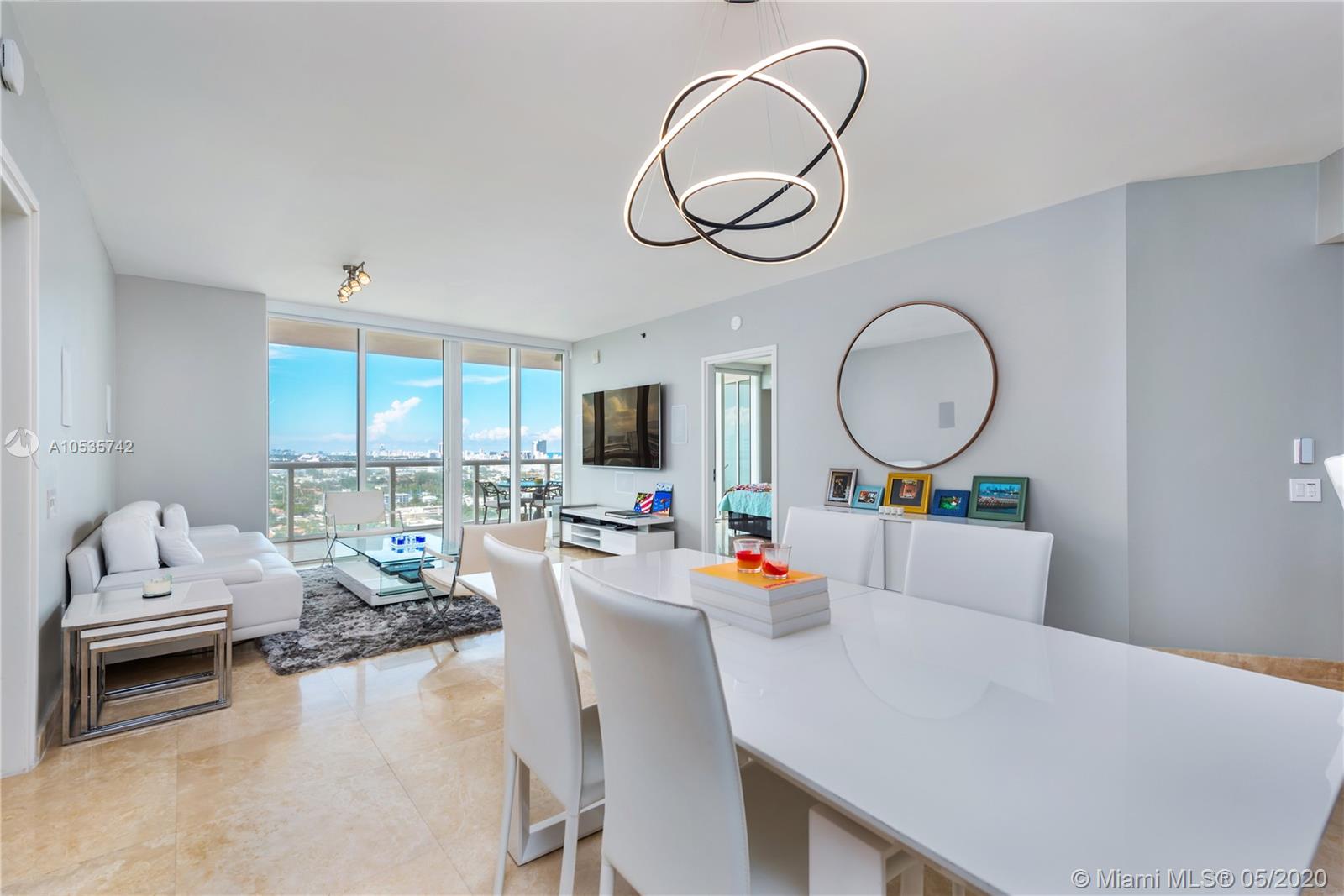 Miami Beach, FL 33139,450 Alton Rd #2606