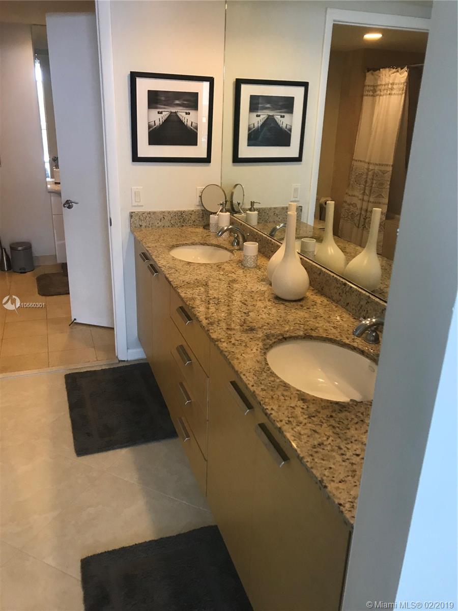 Hallandale Beach, FL 33009,1800 S Ocean Dr #1009