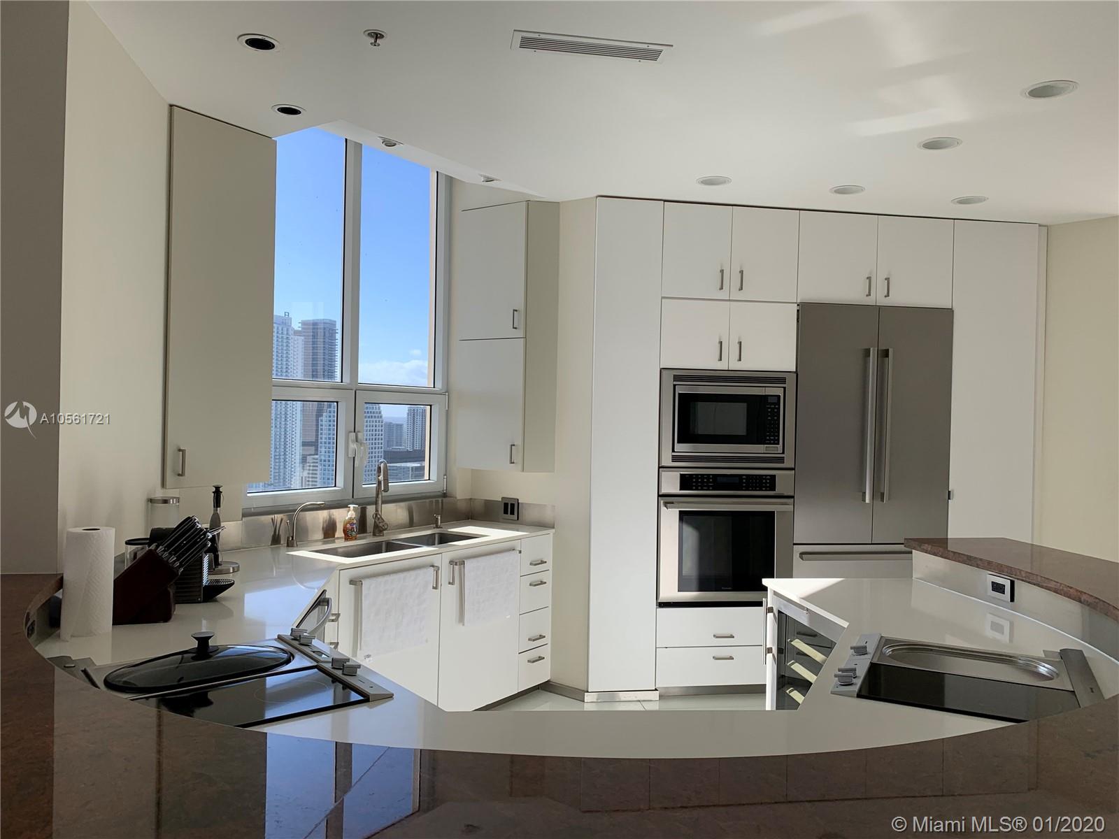 Miami, FL 33131,808 Brickell Key Dr #3508