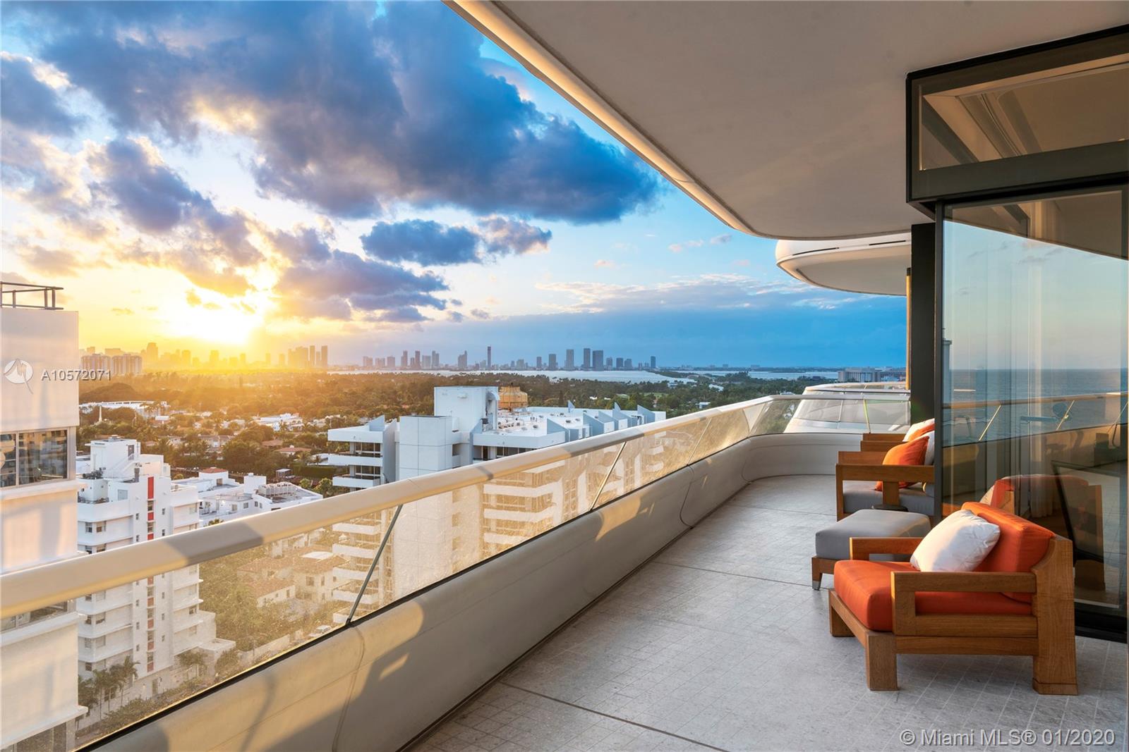 Miami Beach, FL 33140,3315 Collins Ave #14B