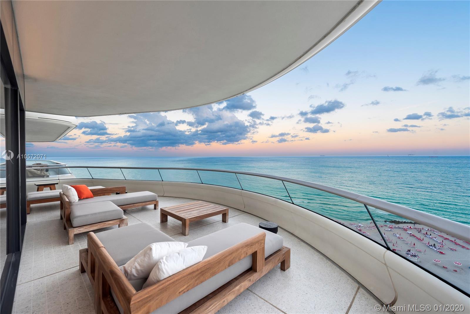 Miami Beach, FL 33140,3315 Collins Ave #14B