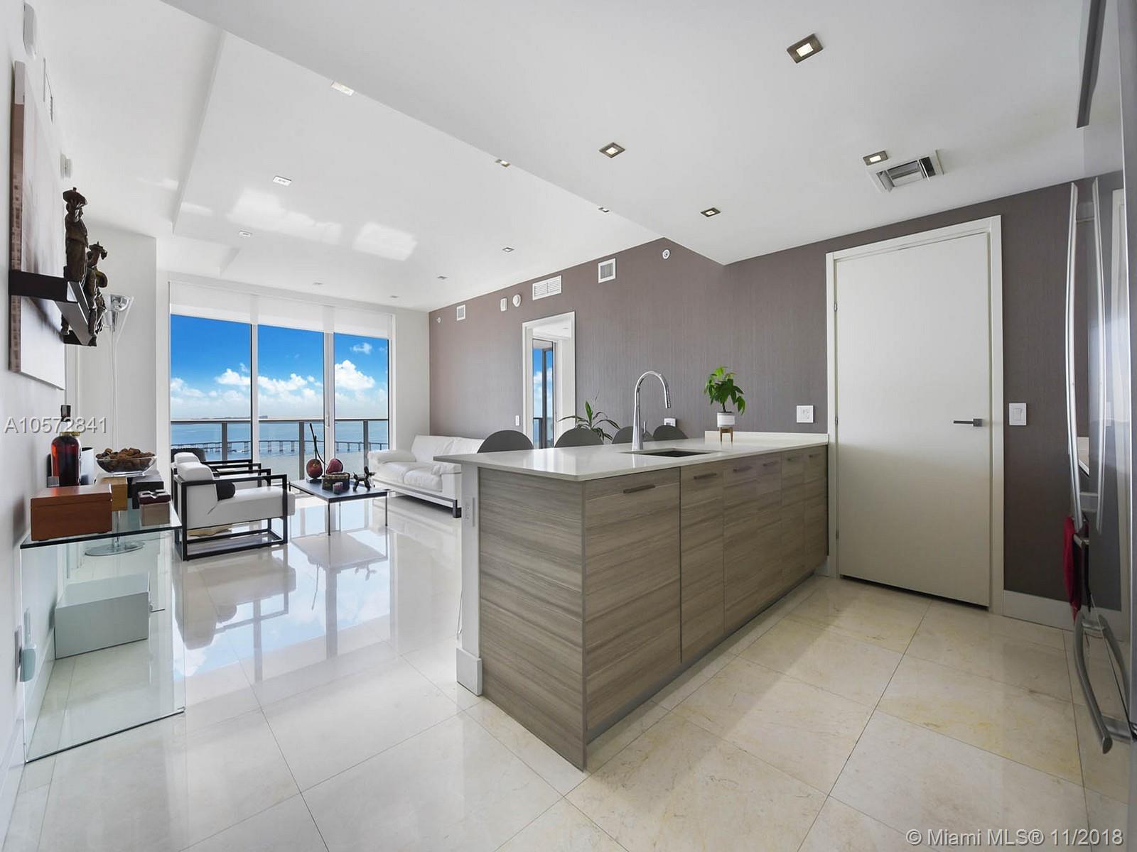 Miami, FL 33131,1300 Brickell Bay Drive #3403