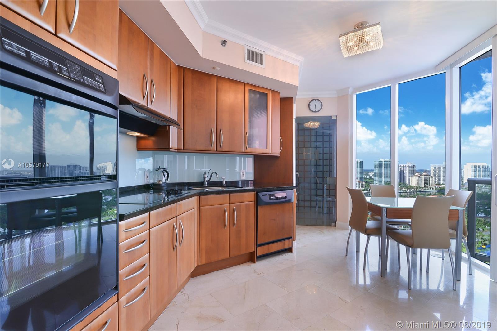 Sunny Isles Beach, FL 33160,19333 Collins Ave #2509