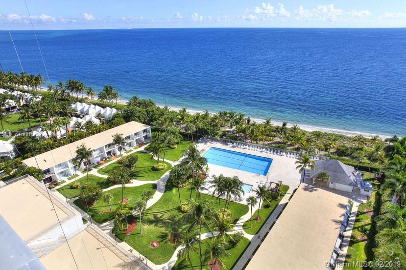 Key Biscayne, FL 33149,881 Ocean Dr #23D