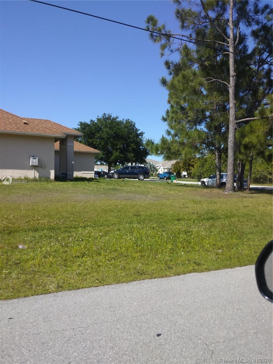 Port St. Lucie, FL 34986-3827,5850 FOGEL CT